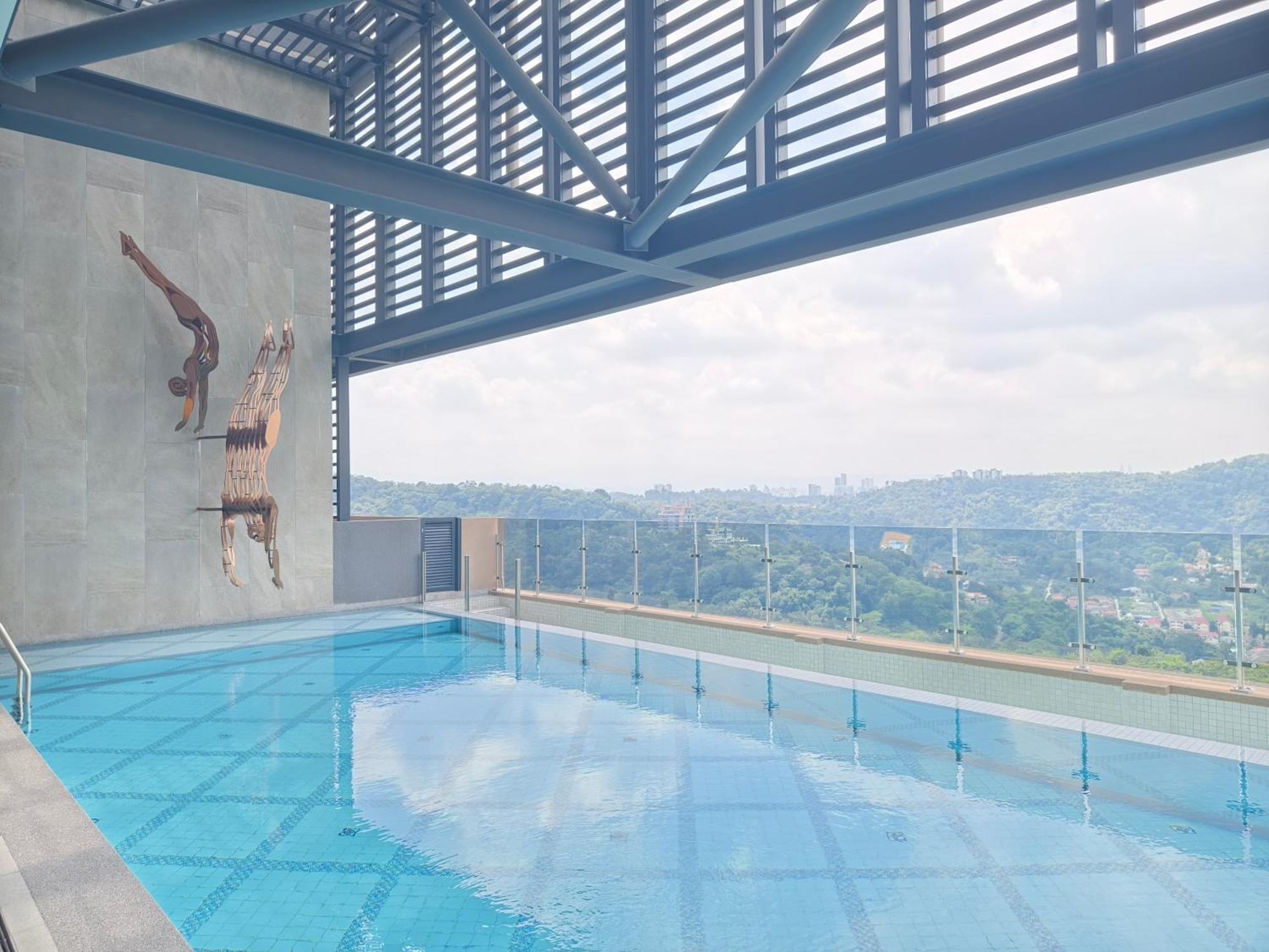 Mossaz Suites Empire City By Starwood 페탈링자야 외부 사진